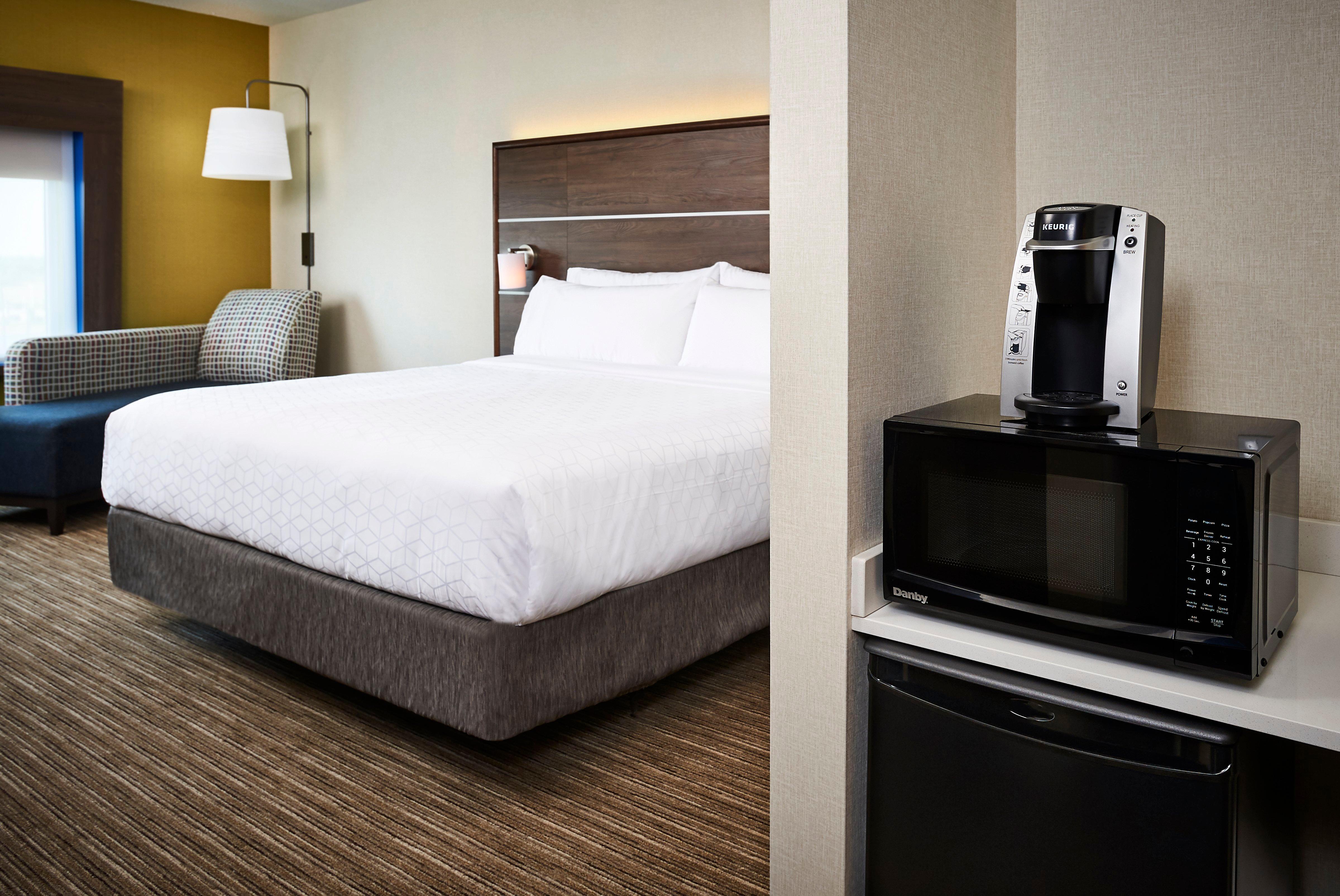 Holiday Inn Express & Suites - Brantford By Ihg Exterior photo