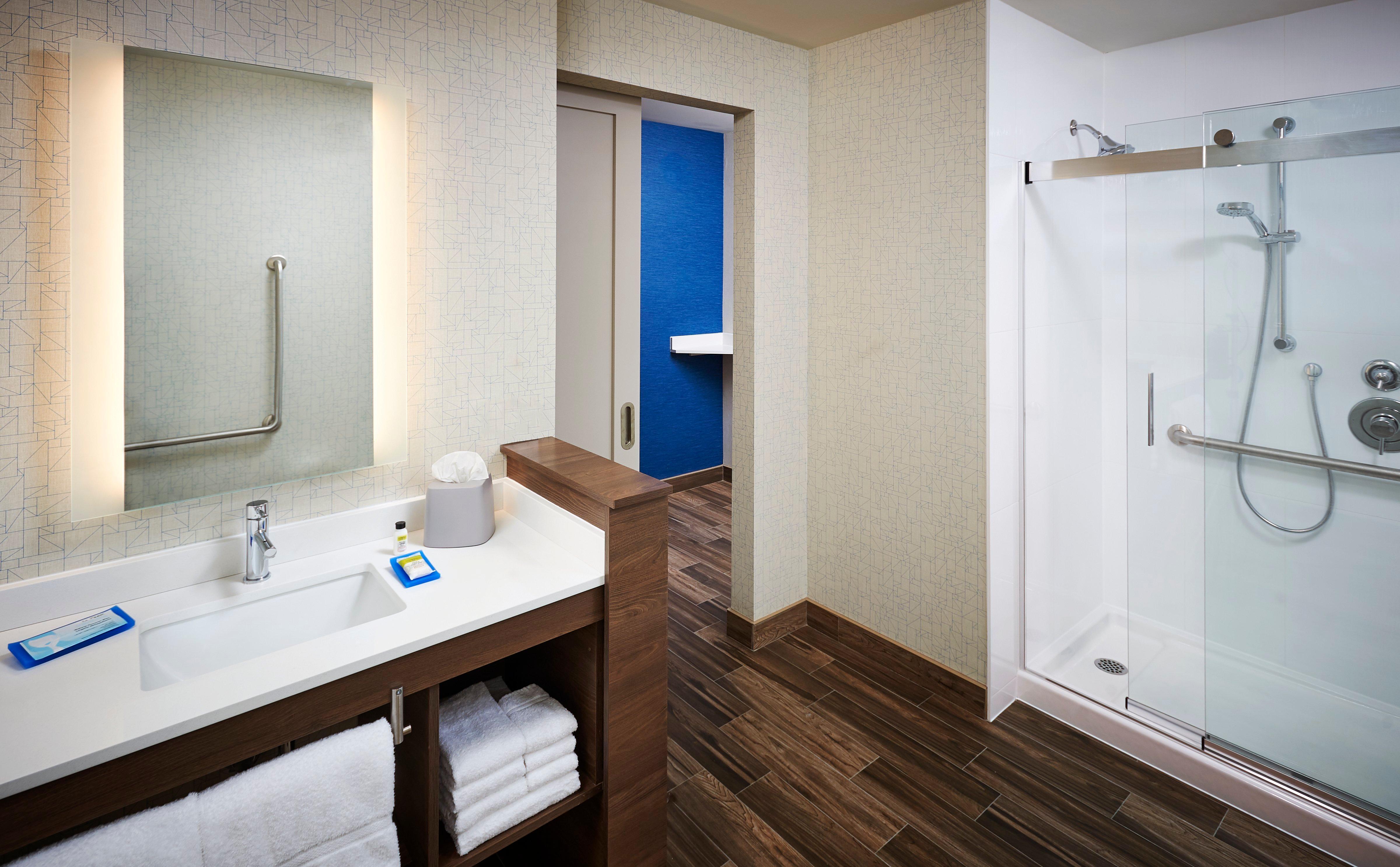 Holiday Inn Express & Suites - Brantford By Ihg Exterior photo